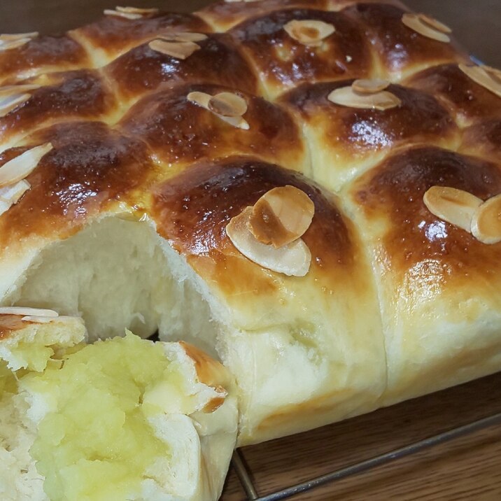 自分用、HBでミルクちぎりパン